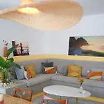 Birds Of Paradise - Boutique Surf Domek letniskowy