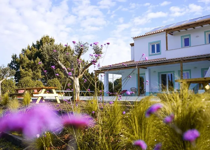 Lodge Birds Of Paradise - Boutique Surf Aljezur