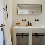 Birds Of Paradise - Boutique Surf 알제주르