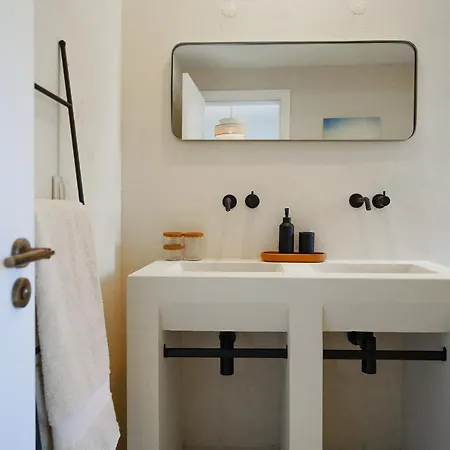 Birds Of Paradise - Boutique Surf Aljezur