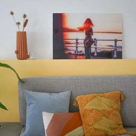 Orman Evi Birds Of Paradise - Boutique Surf Aljezur